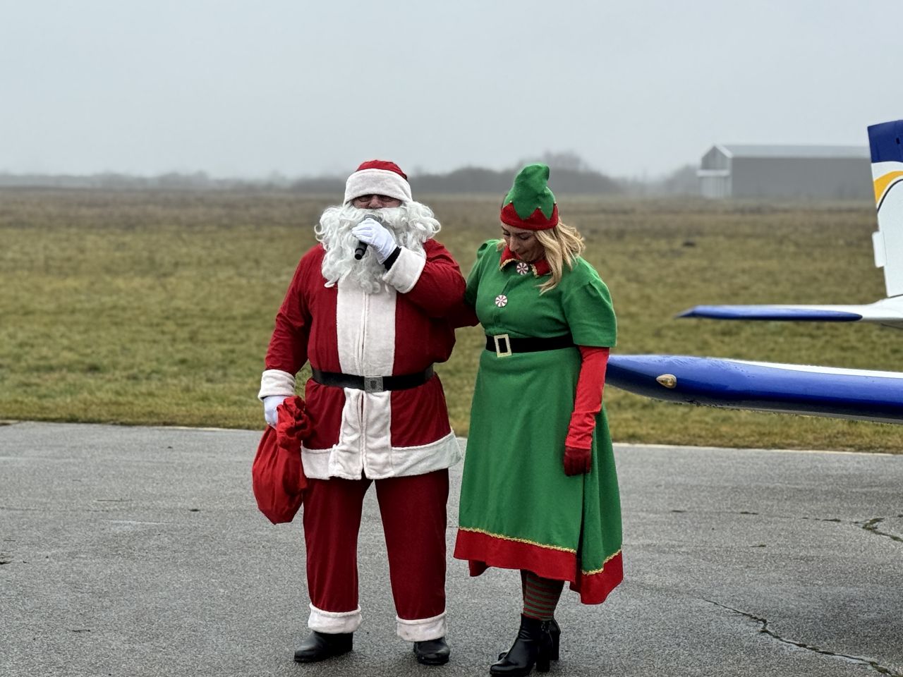 PRIBISLAVEC Djed Mraz sletio avionom i priredio nezaboravno blagdansko slavlje (52)