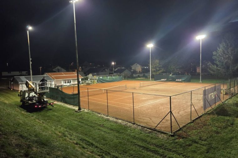 PRIBISLAVEC Teniski klub dobio sustav za navodnjavanje i reflektore! (3)