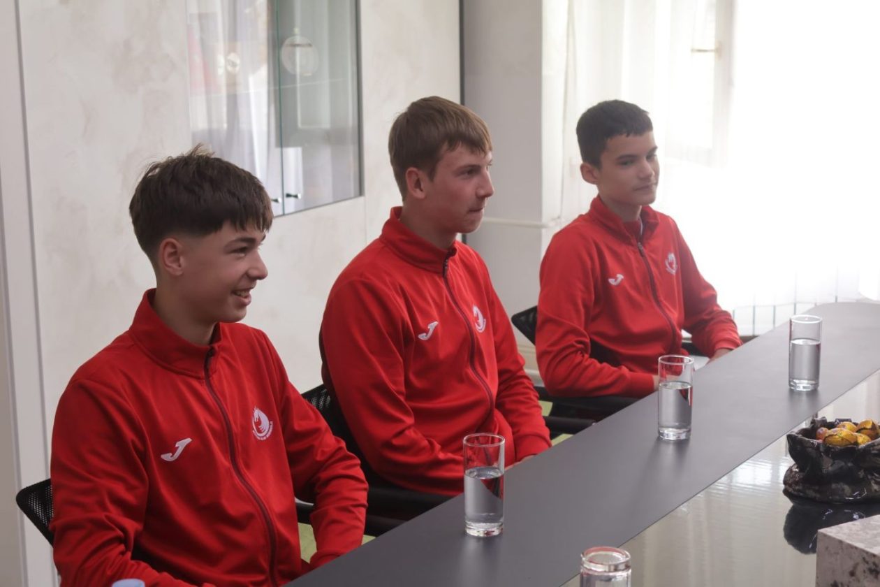 PRIJEM U GRADU Čakovec nagradio mlade atletičare za vrhunske rezultate (2) PRIJEM U GRADU Čakovec nagradio mlade atletičare za vrhunske rezultate (2)