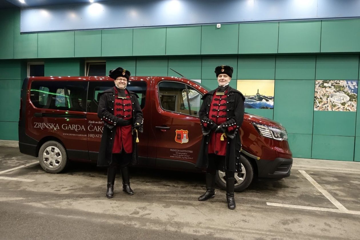 PRIMOPREDAJA I BLAGOSLOV Zrinska garda Čakovec dobila novo kombi vozilo (1) PRIMOPREDAJA I BLAGOSLOV Zrinska garda Čakovec dobila novo kombi vozilo (1)