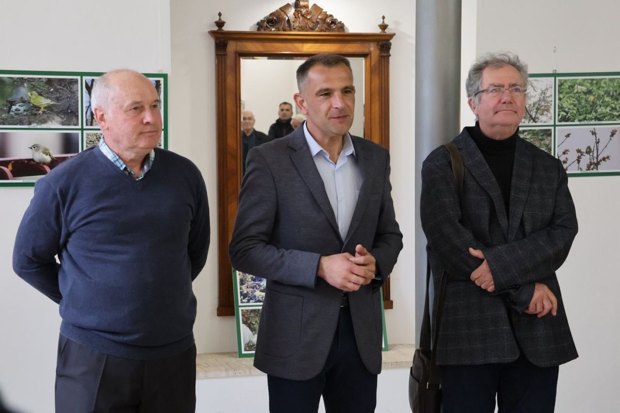 PRIRODNA LJEPOTA Otvorena izložba „Ftiči med Murom, Dravom i Trnavom“ u Čakovcu (21) PRIRODNA LJEPOTA Otvorena izložba „Ftiči med Murom, Dravom i Trnavom“ u Čakovcu (21)