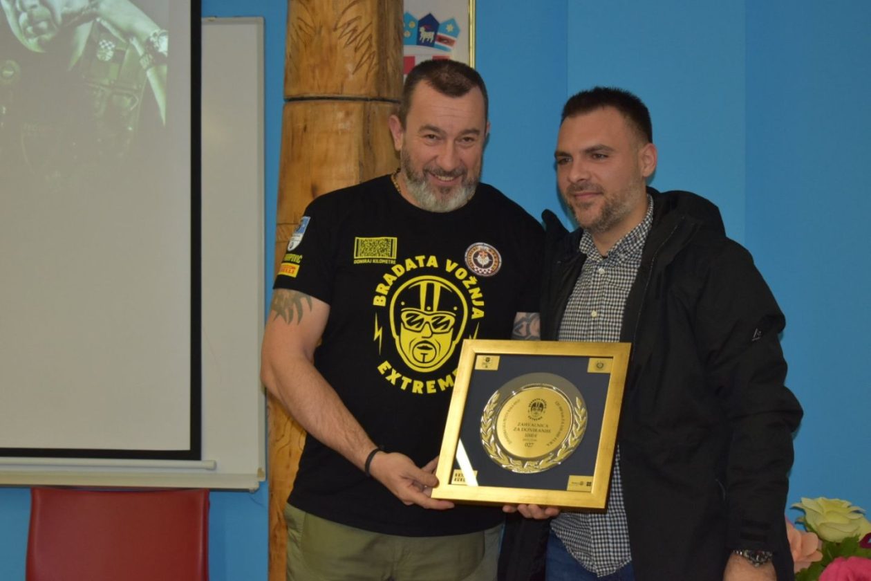 PROJEKT 120 Bradata vožnja Extreme stigla u Prelog, građani upoznali Željana Rakelu (8)