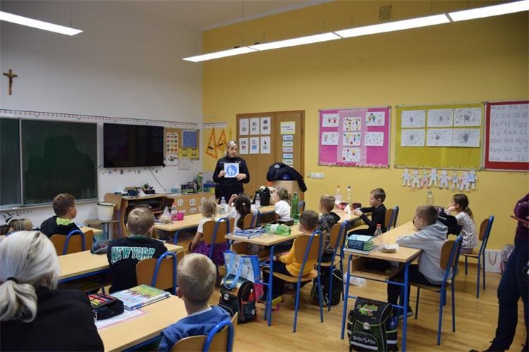 PROMETNA EDUKACIJA Mališani iz Krištanovca i Žiškovca učili o sigurnosti na cesti (7)