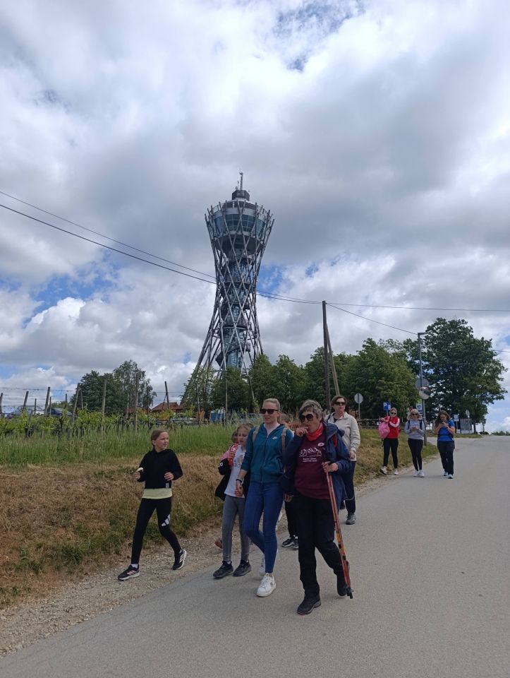 PŠ PEKLENICA Trećaši istraživali Lendavske gorice i uživali u avanturi punoj smijeha (10) PŠ PEKLENICA Trećaši istraživali Lendavske gorice i uživali u avanturi punoj smijeha (10)