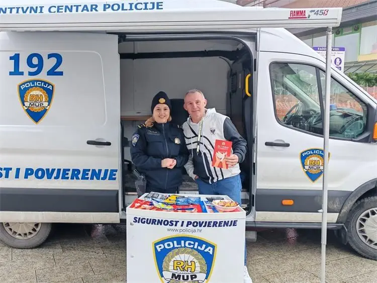 PU međimurska preventivna akcija pirotehnika (4)