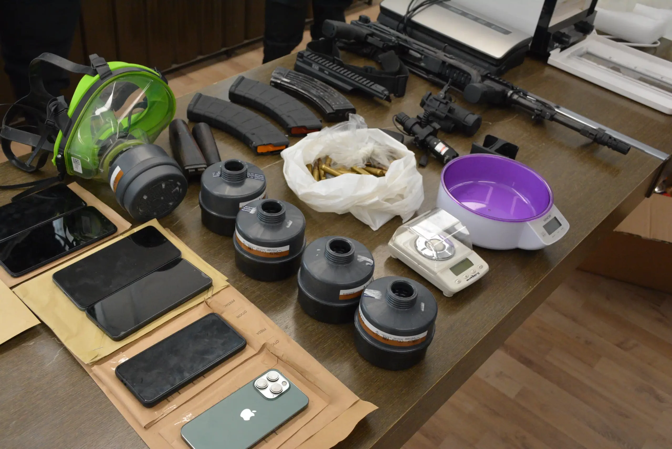 Puška i streljivo Puška i streljivo