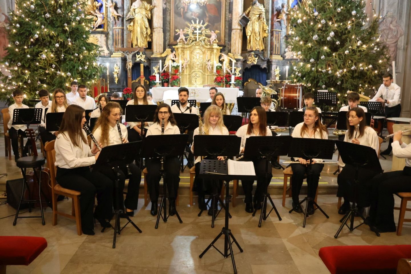 PUHAČKI ORKESTAR GRADA PRELOGA Tradicionalnim koncertom na Tri kralja zatvorena božićna događanja (2)