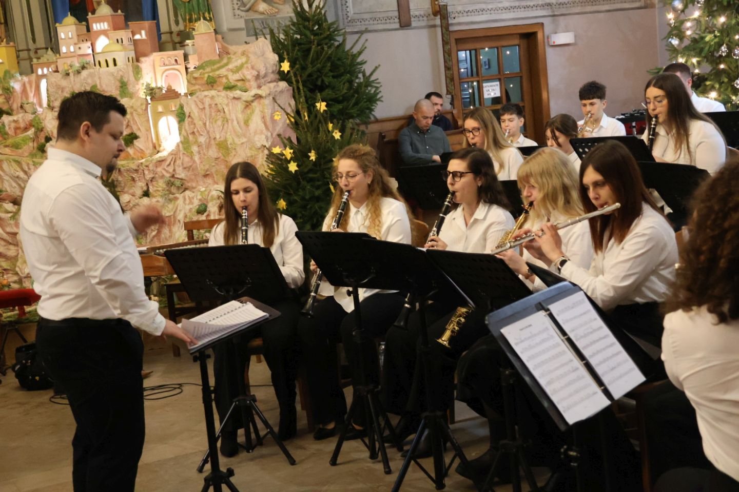 PUHAČKI ORKESTAR GRADA PRELOGA Tradicionalnim koncertom na Tri kralja zatvorena božićna događanja (21)