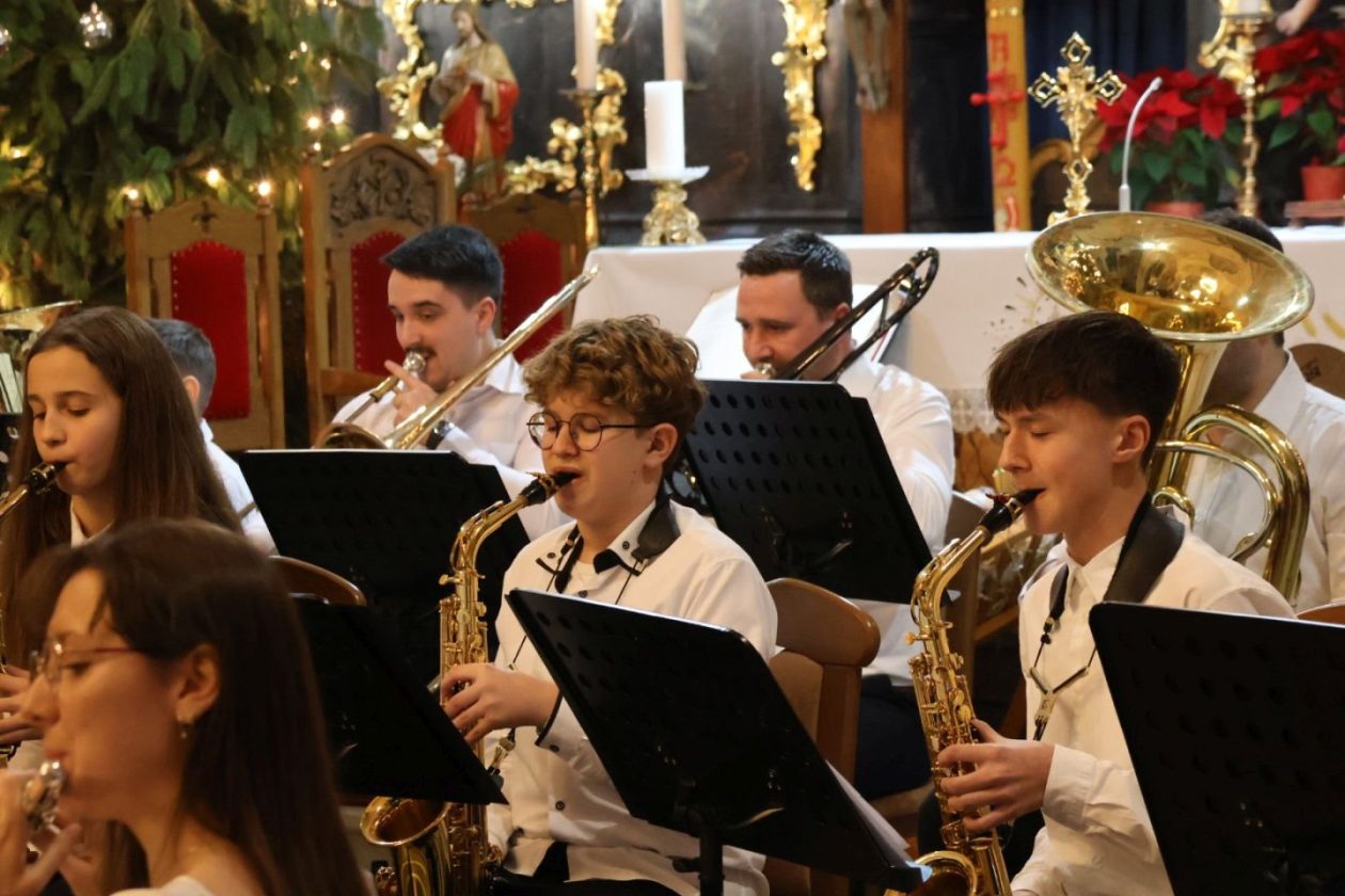 PUHAČKI ORKESTAR GRADA PRELOGA Tradicionalnim koncertom na Tri kralja zatvorena božićna događanja (22)