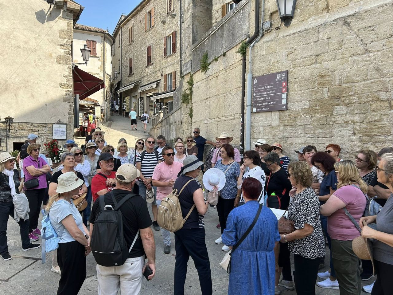 PUT VJERE Vjernici iz Nedelišća hodočastili u najpoznatija talijanska svetišta (1) PUT VJERE Vjernici iz Nedelišća hodočastili u najpoznatija talijanska svetišta (1)