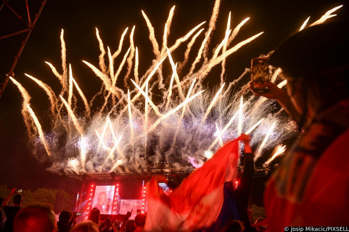 Veliki koncert Marka Perkovića Thompsona u Sinju