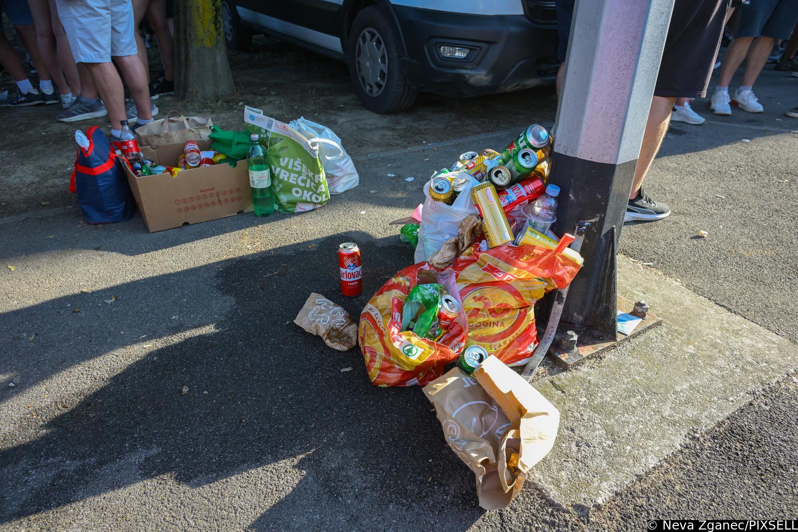 Zagreb: Fun zona na Bundeku već je puna smeća