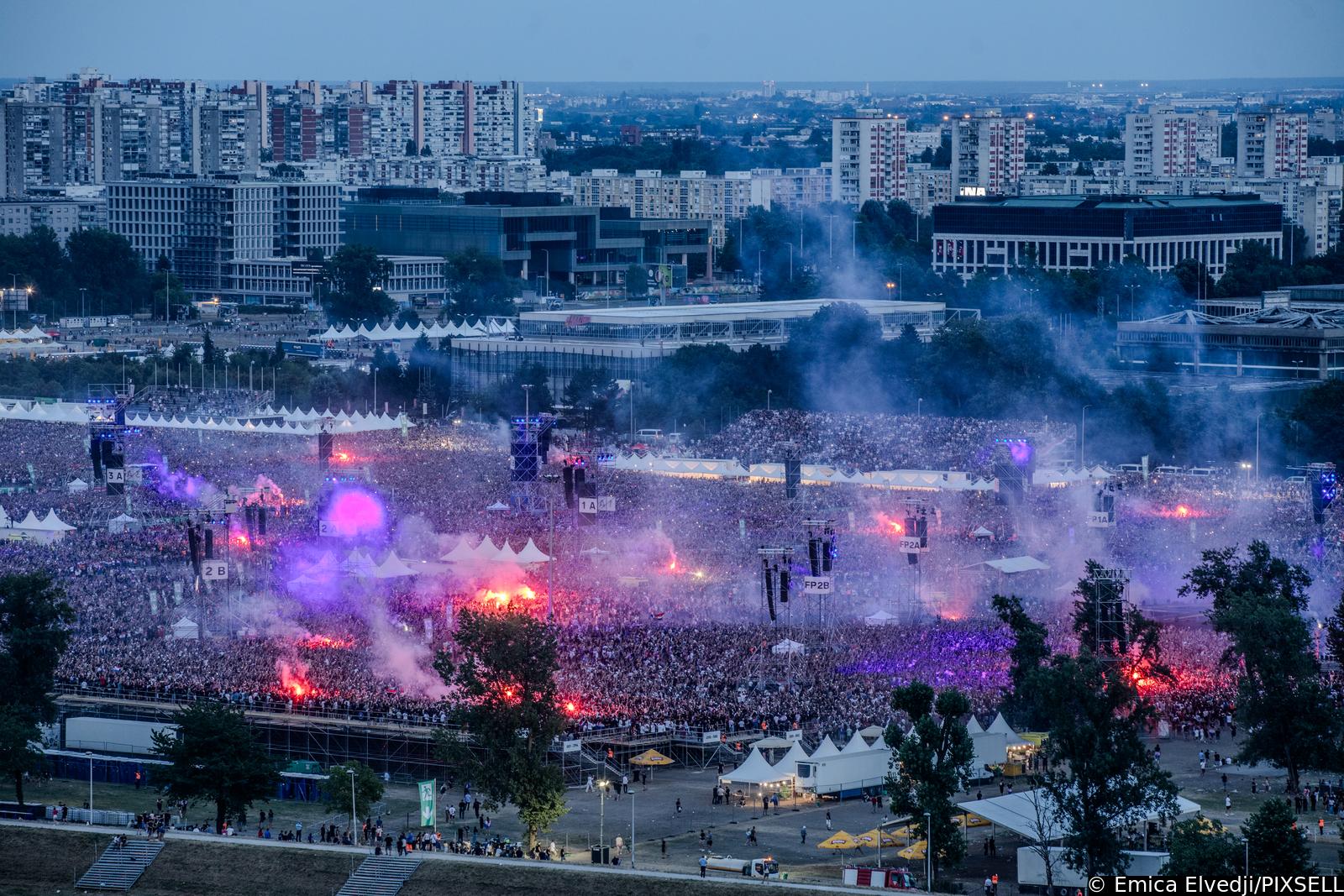 Zagreb: Pogled s Prisavlja na koncert Marka Perkovića Thompsona