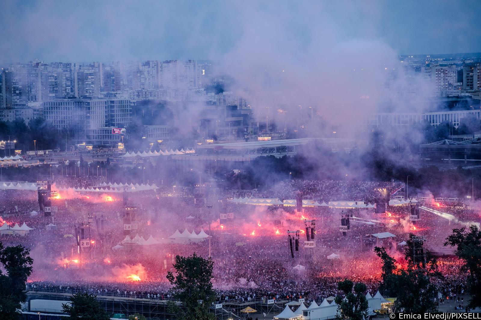 Zagreb: Pogled s Prisavlja na koncert Marka Perkovića Thompsona