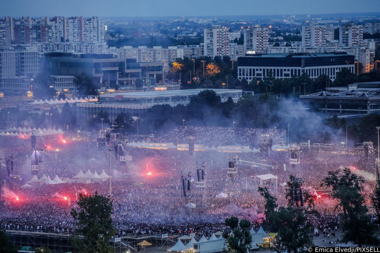 Zagreb: Pogled s Prisavlja na koncert Marka Perkovića Thompsona