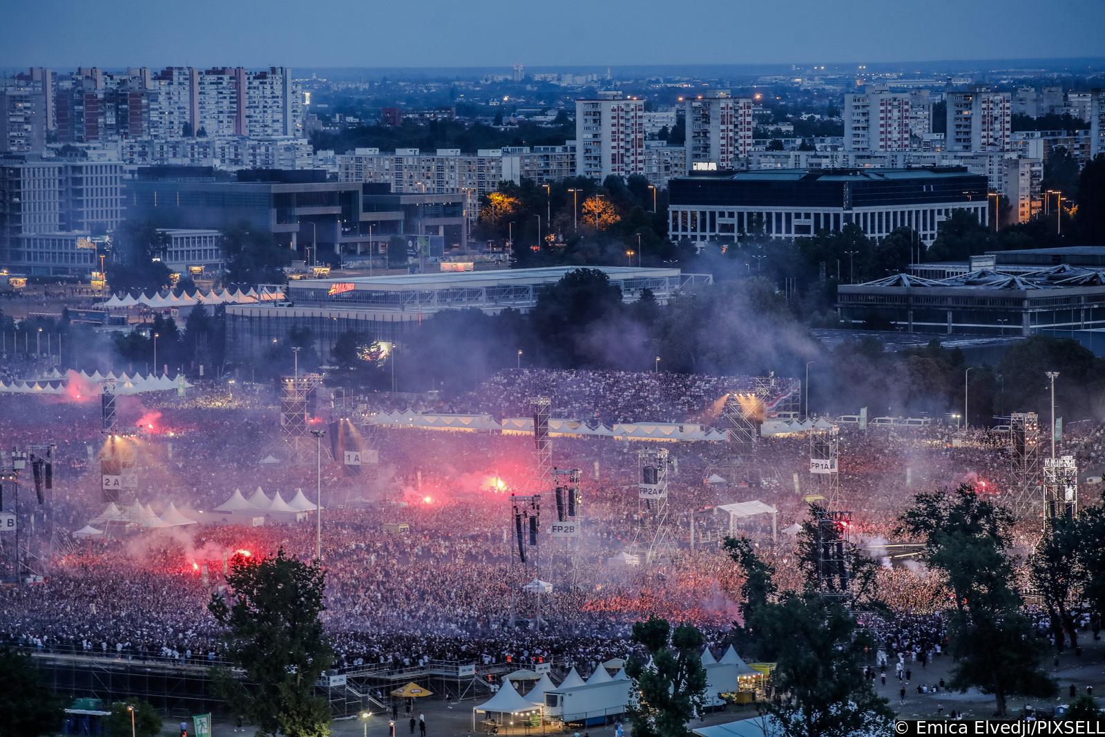 Zagreb: Pogled s Prisavlja na koncert Marka Perkovića Thompsona