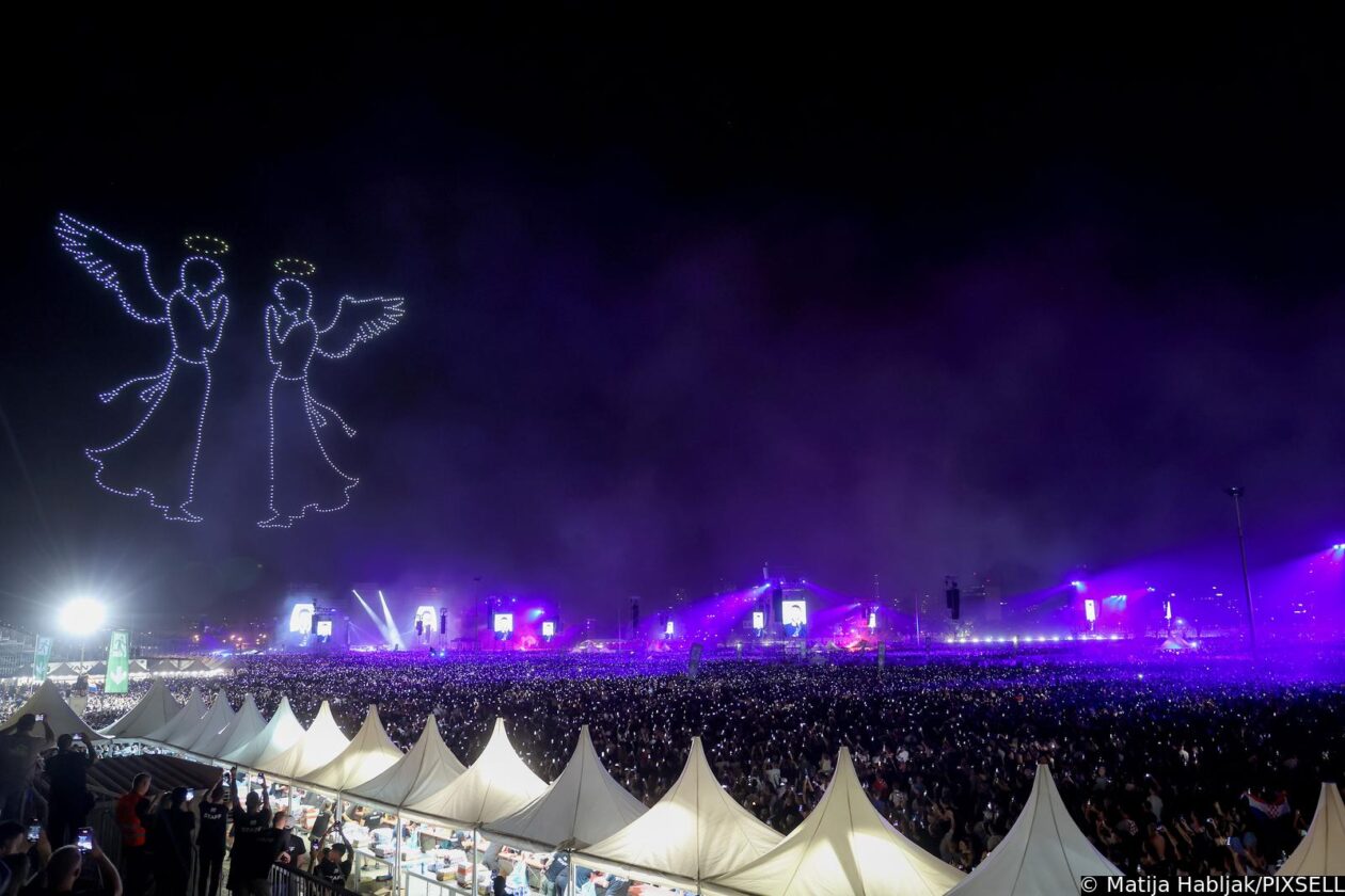 Scenografija dronovima na  koncertu Marka Perkovića Thompsona