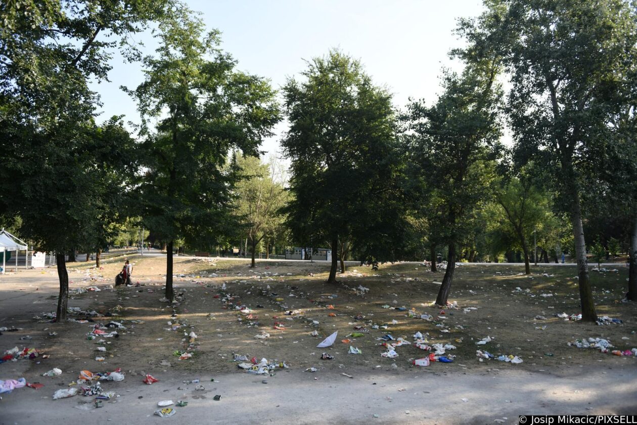Zagreb: Čišćenje Bundeka jutro nakon Thompsonovog koncerta