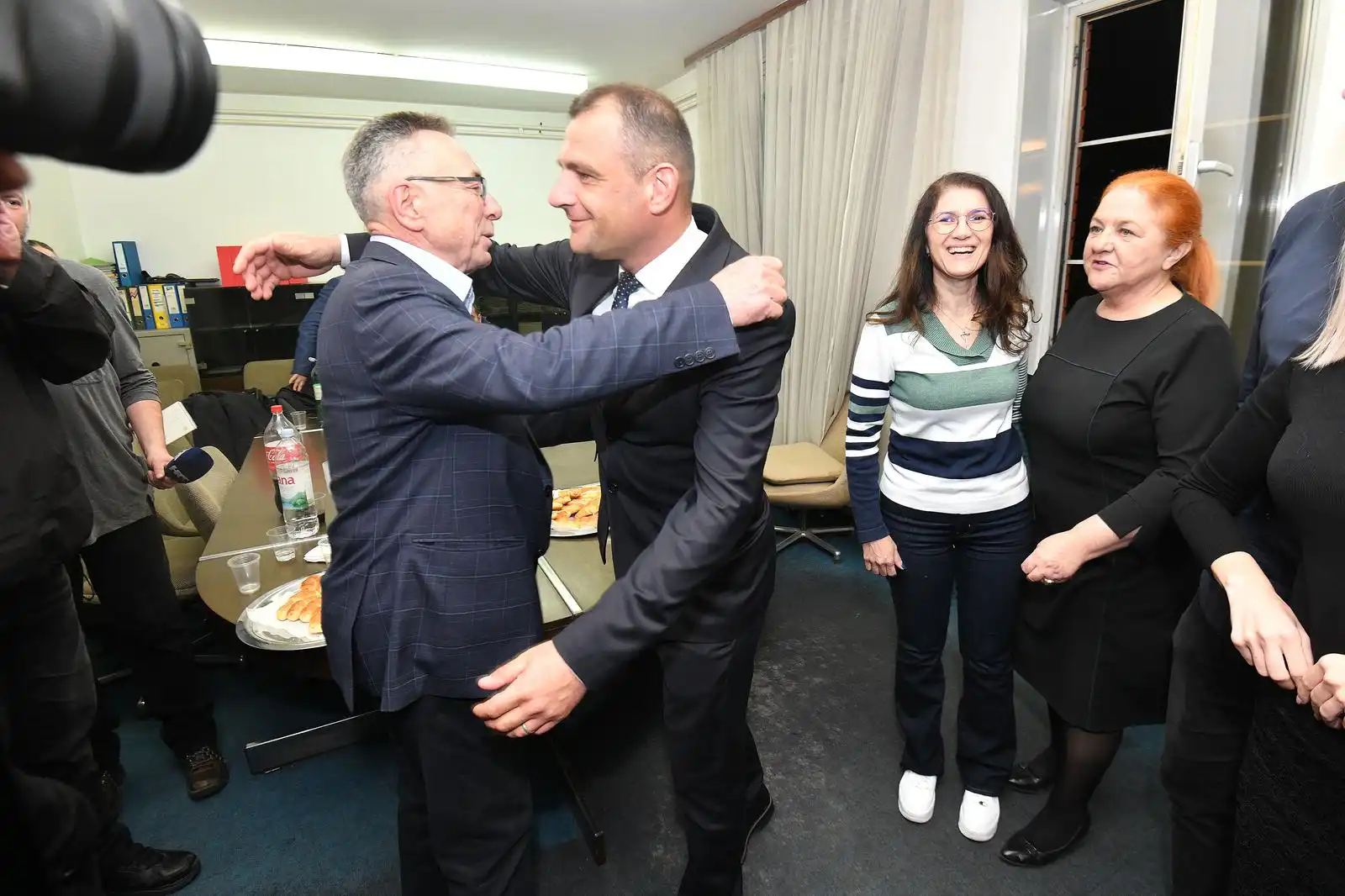 Matija Posavec stožer 2024 Ljerka Cividini Ivica Baksa Batinić