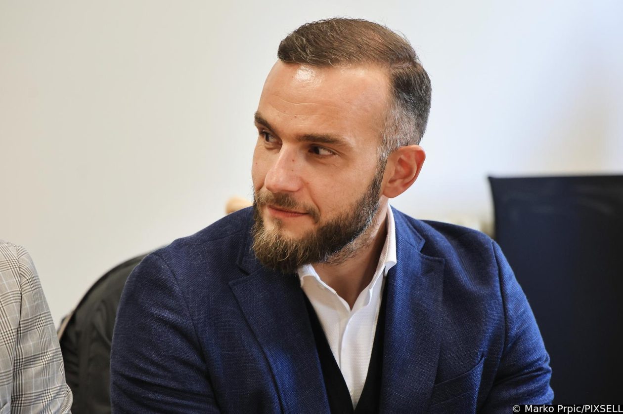 Zagreb: Početak sudjenja u aferi Po babi i stričevima