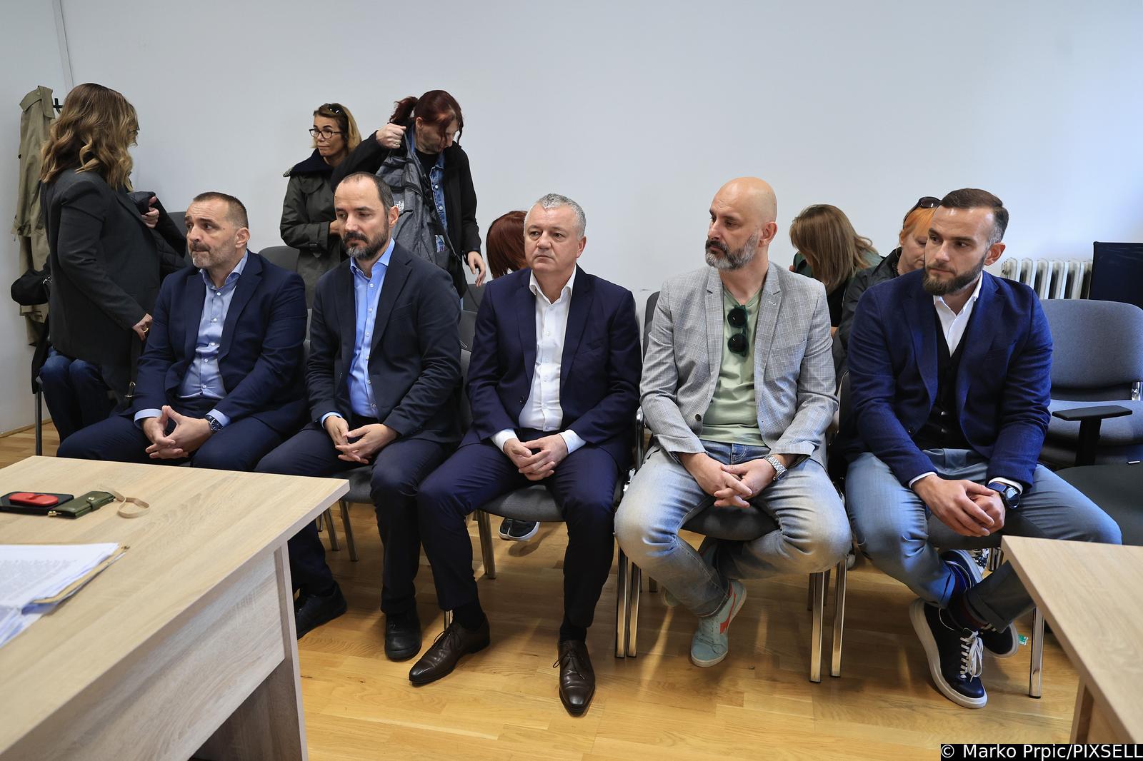 Zagreb: Početak sudjenja u aferi Po babi i stričevima Zagreb: Početak sudjenja u aferi Po babi i stričevima