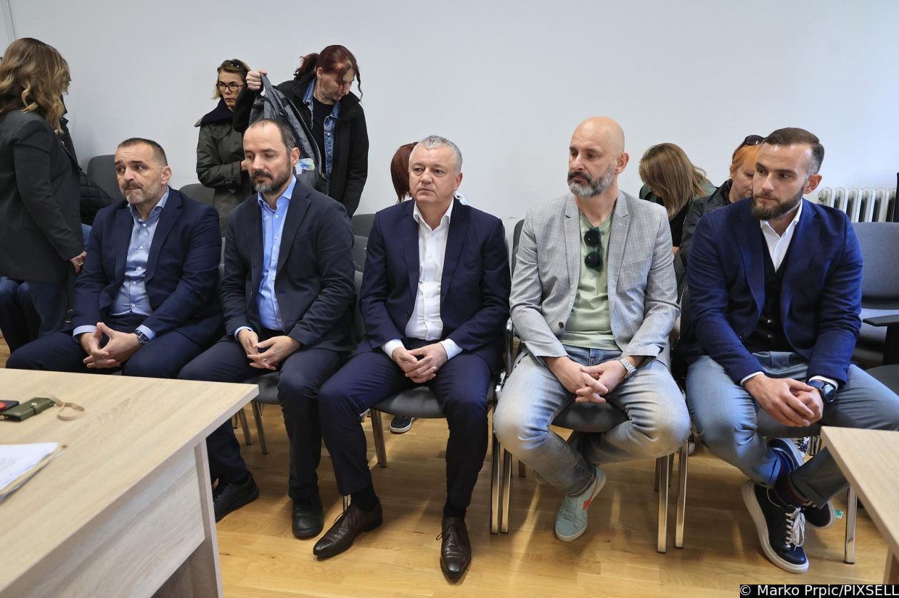 Zagreb: Početak sudjenja u aferi Po babi i stričevima