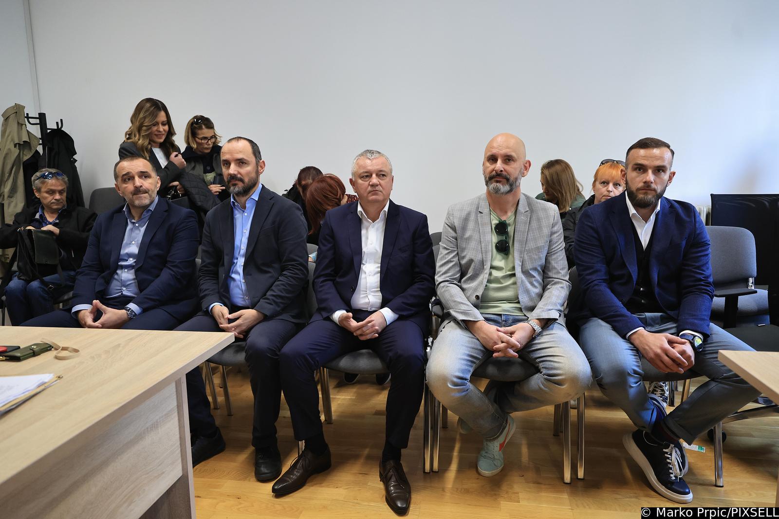 Zagreb: Početak sudjenja u aferi Po babi i stričevima Zagreb: Početak sudjenja u aferi Po babi i stričevima