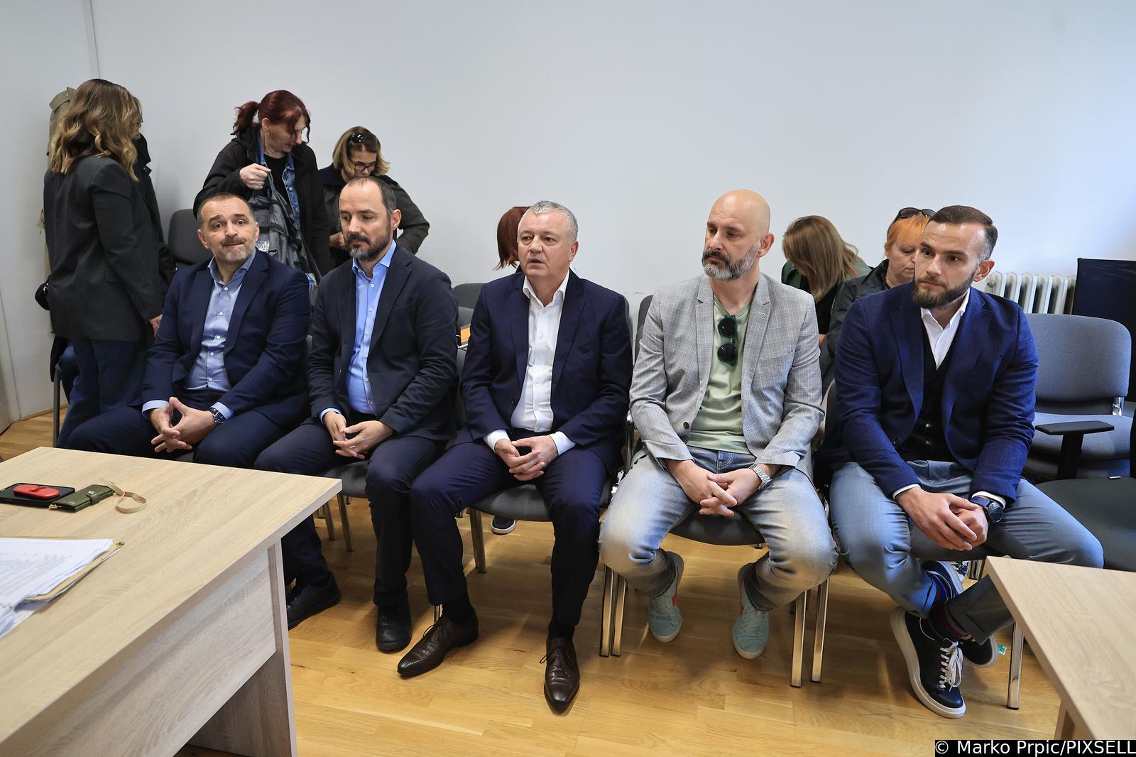 Zagreb: Početak sudjenja u aferi Po babi i stričevima Zagreb: Početak sudjenja u aferi Po babi i stričevima