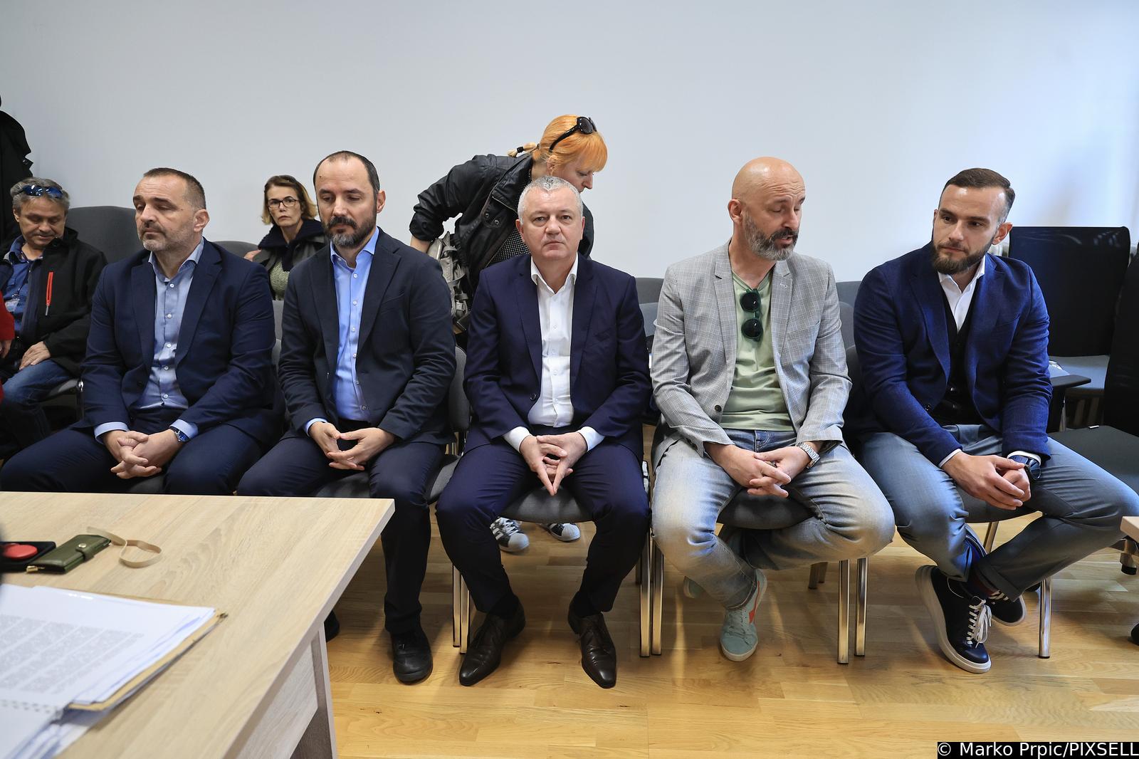 Darko Horvat, Zagreb: Početak sudjenja u aferi Po babi i stričevima Darko Horvat, Zagreb: Početak sudjenja u aferi Po babi i stričevima