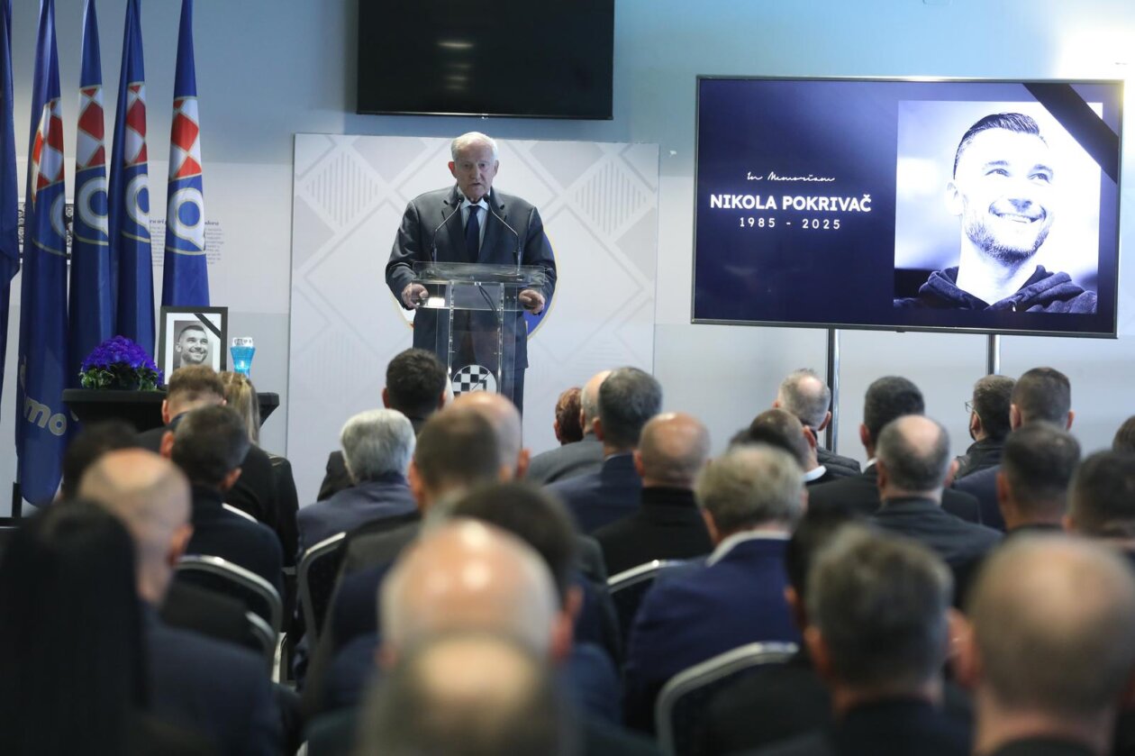Zagreb: Komemoracija za tragično preminulog Nikolu Pokrivača