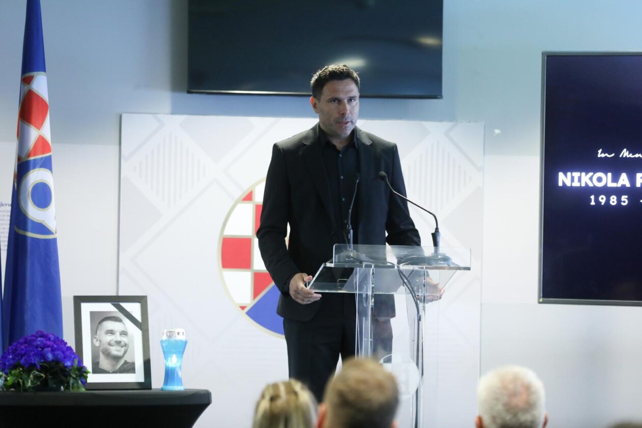 Zagreb: Komemoracija za tragično preminulog Nikolu Pokrivača