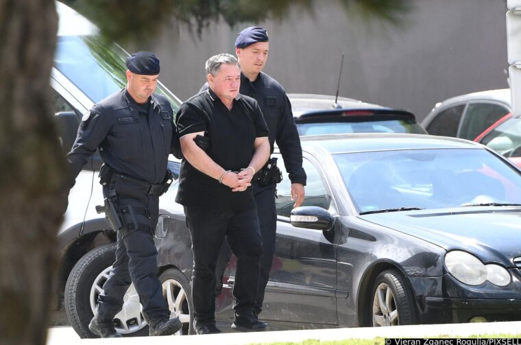 Čakovec: Privođenje svećenika koji je uhićen zbog sumnje da je spolno zlostavljao dječake