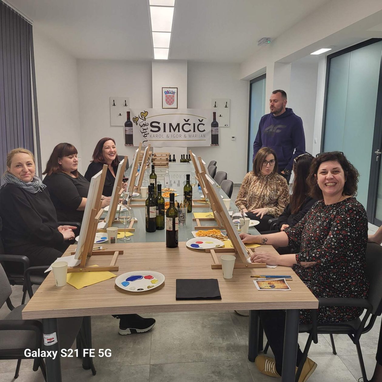 Paint and Wine Savska Ves (1) Paint and Wine Savska Ves (1)