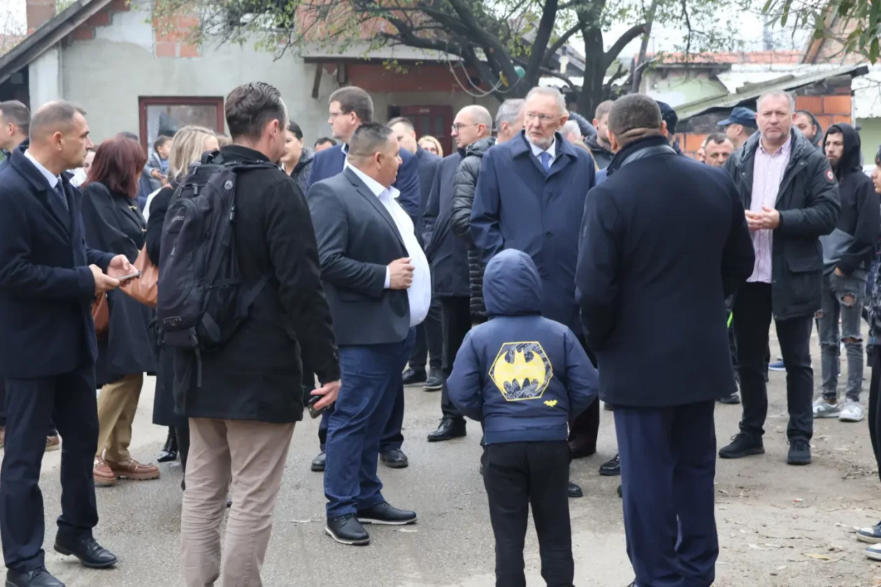 Parag, Božinović (100)