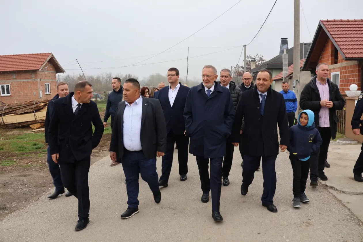 Parag, Božinović (110)