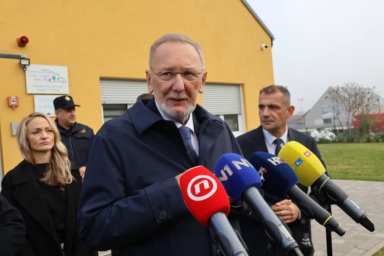 Parag, Božinović (65)