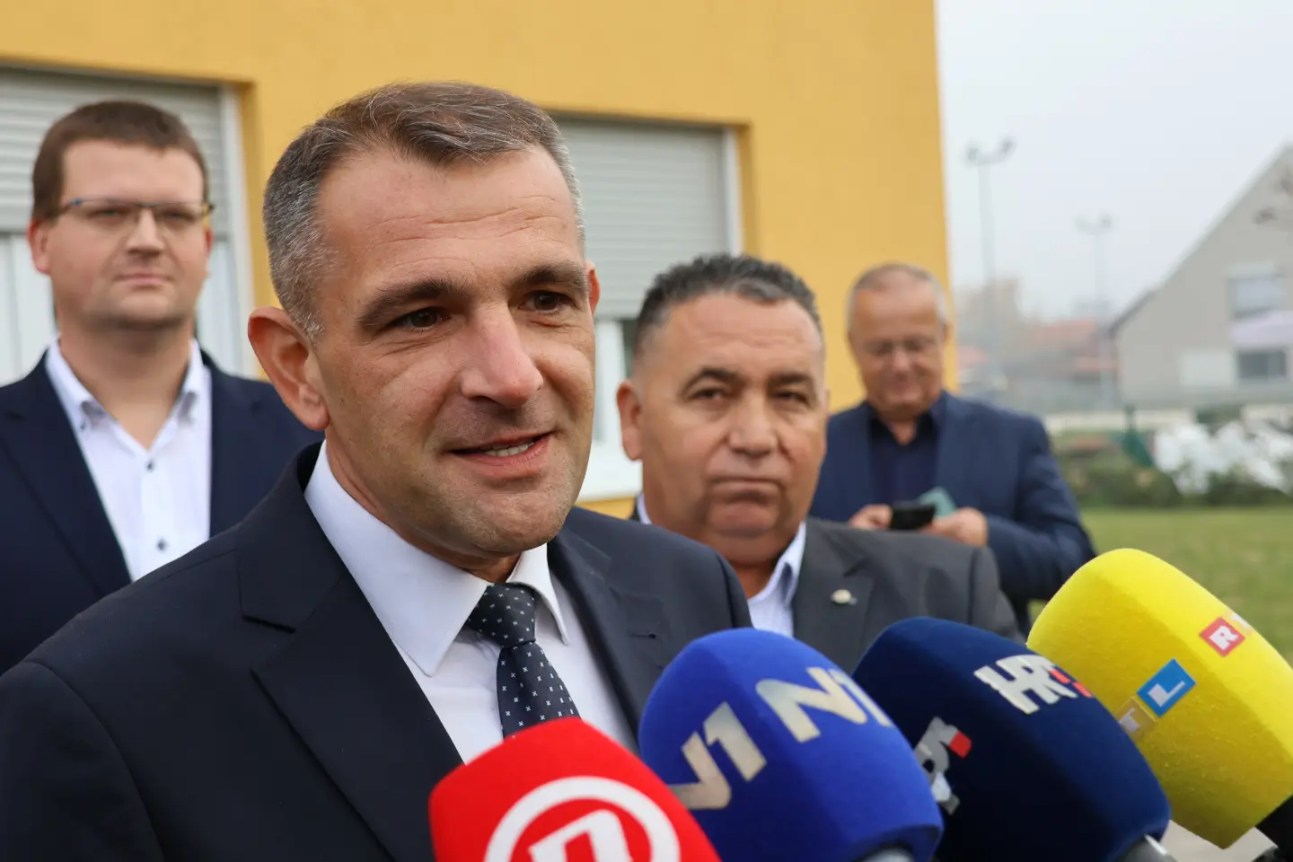 Parag, Božinović (72)