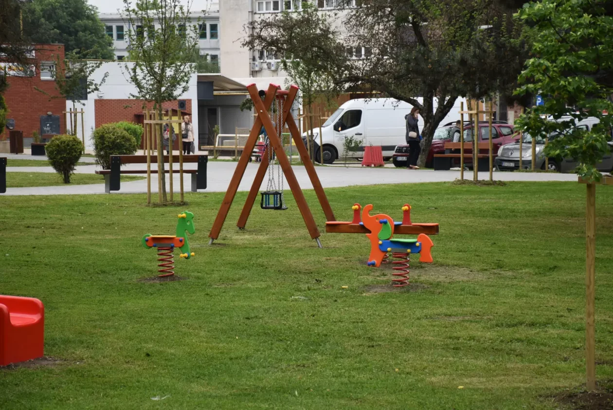 Park, Čakovec, Dom za starije (1) Park, Čakovec, Dom za starije (1)