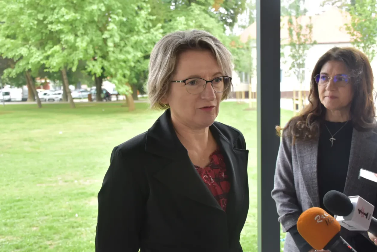 Park, Čakovec, Dom za starije (4) Park, Čakovec, Dom za starije (4)