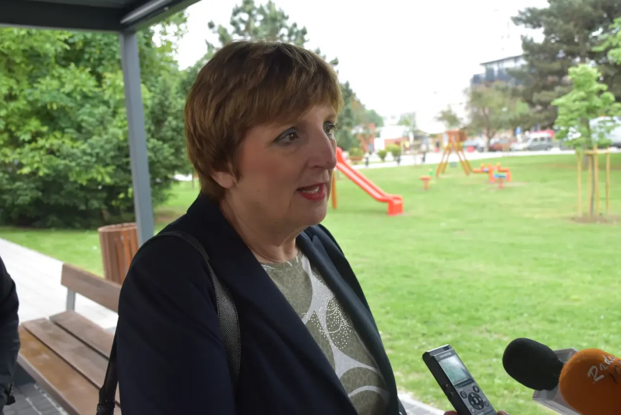 Park, Čakovec, Dom za starije (8) Park, Čakovec, Dom za starije (8)