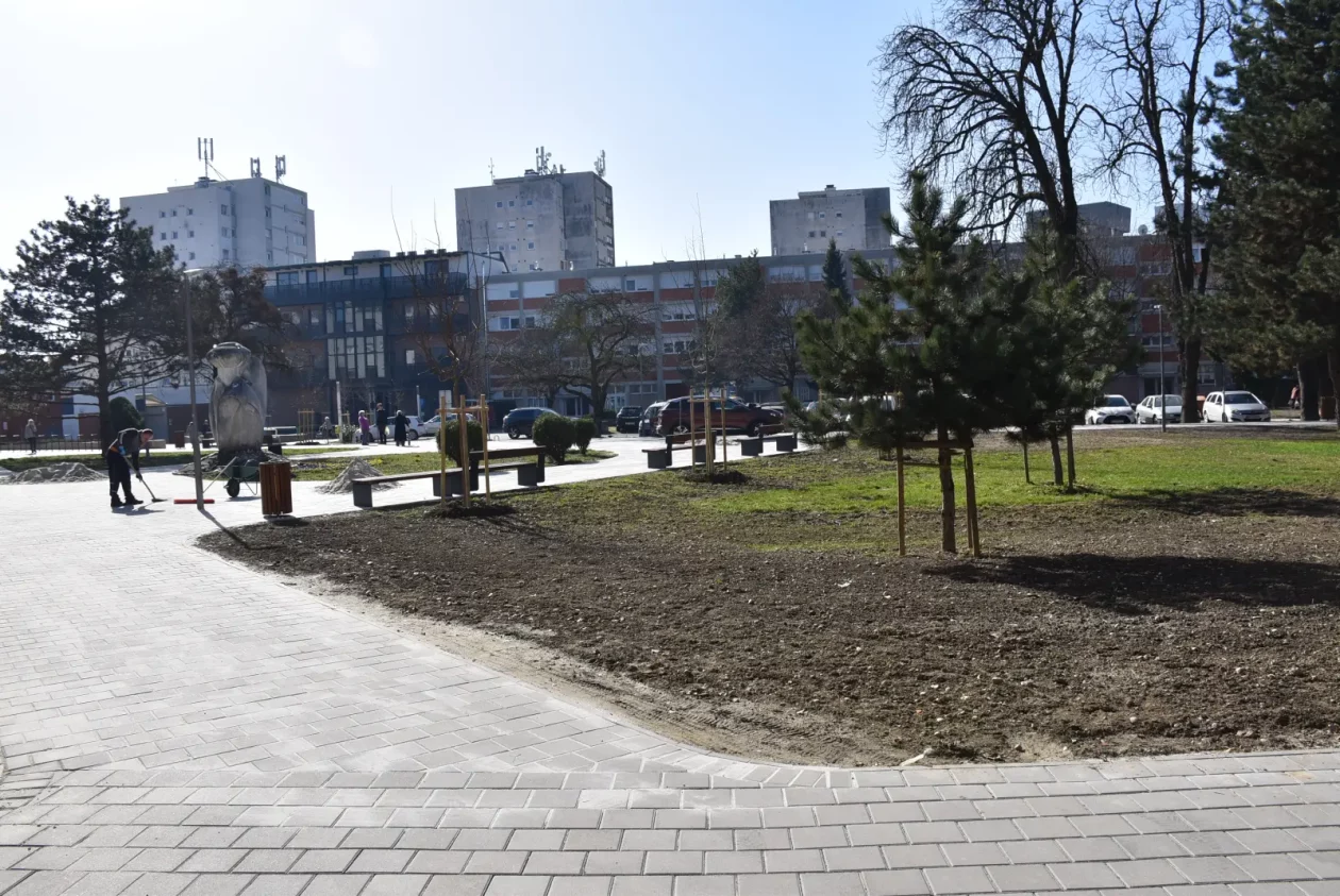 Park, Dom za starije. Čakovec (4)