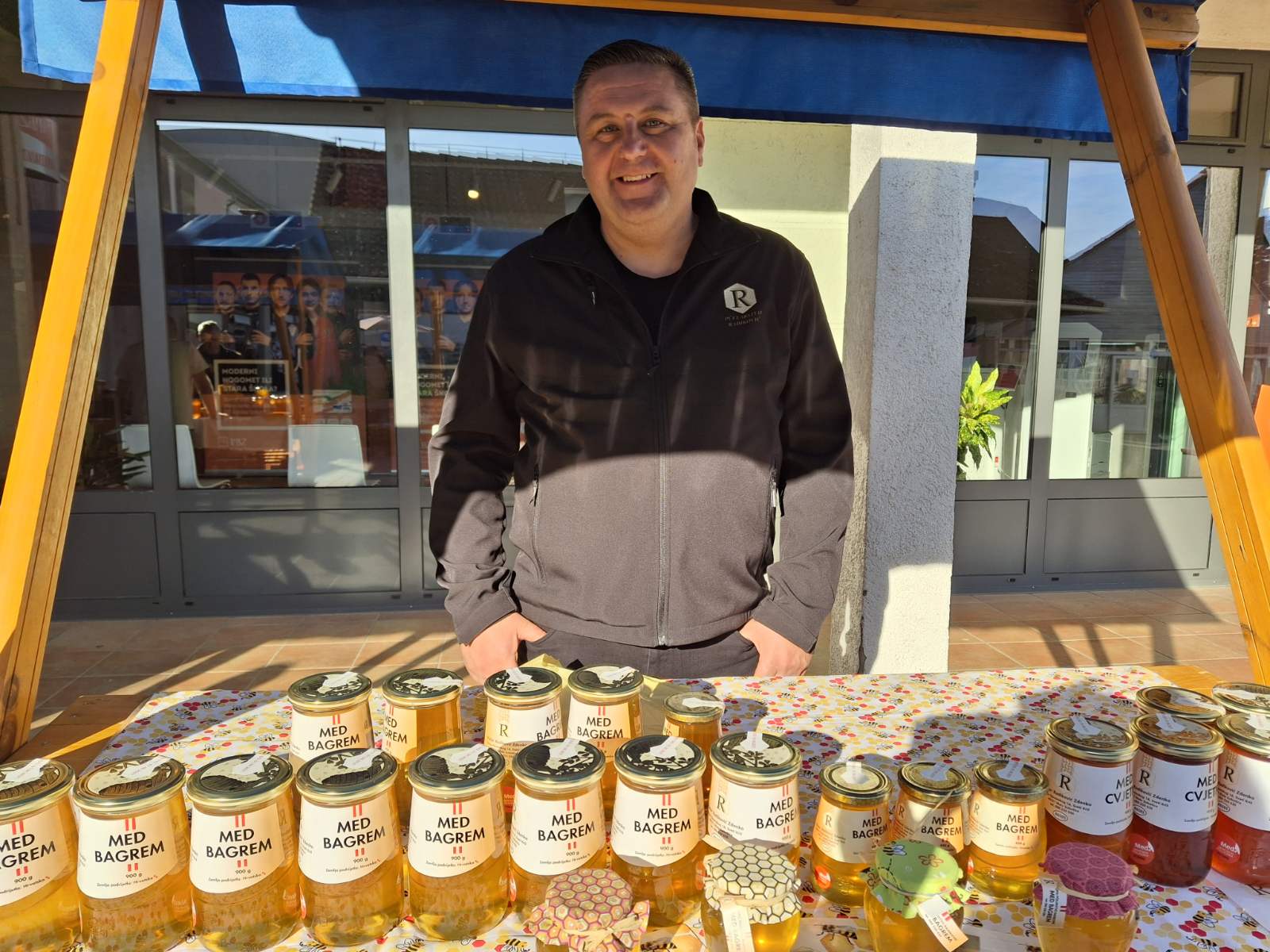 Pčelarstvo Radiković (2)