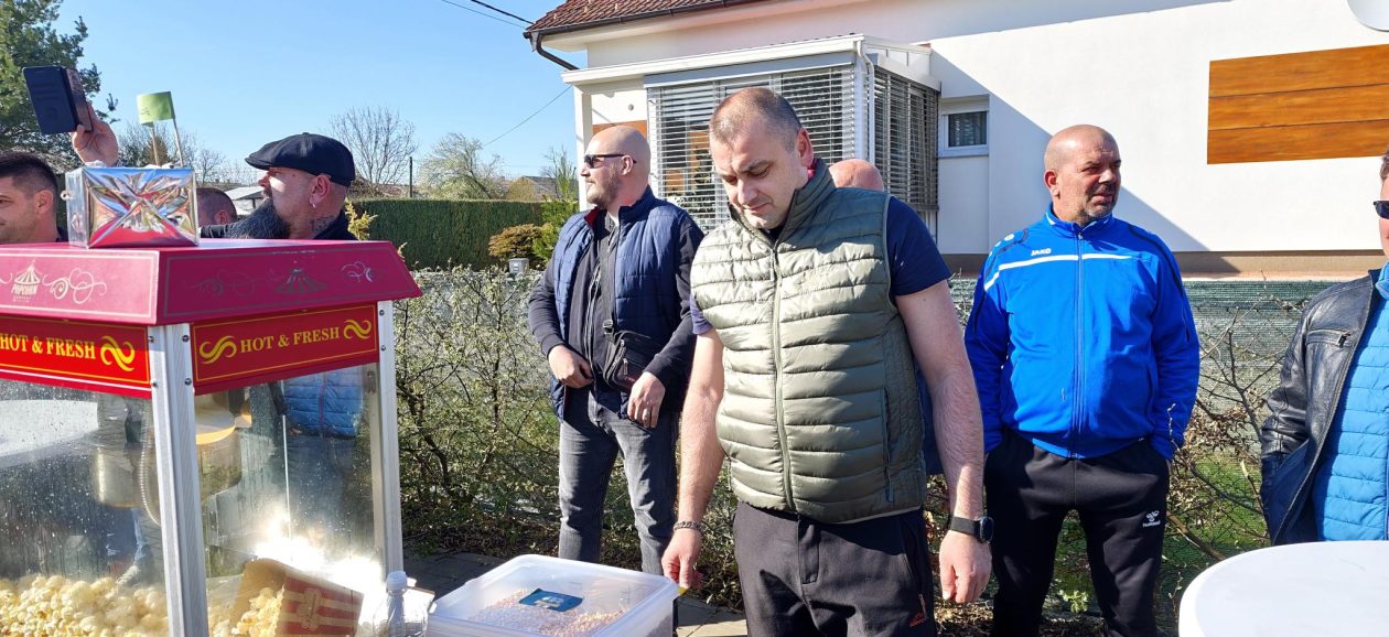 Peklenica potraga za jajima (3)