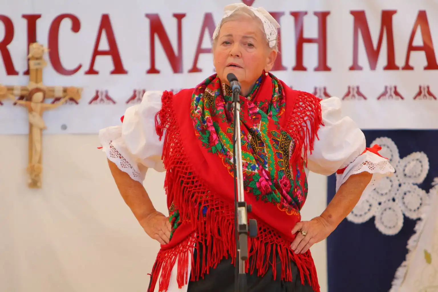 Pesmarica naših mamica (35)