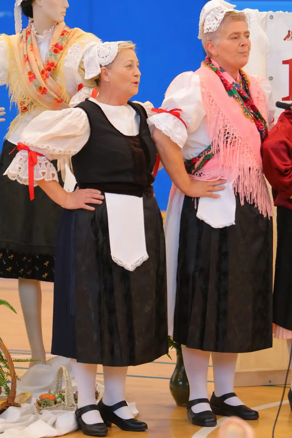 Pesmarica naših mamica (39)