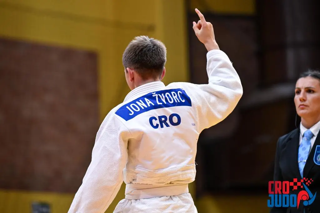 Petar Balunović i Jona Žvorc prvaci Hrvatske – Zrinski viceprvak u ekipnom poretku do 16 godina (5)