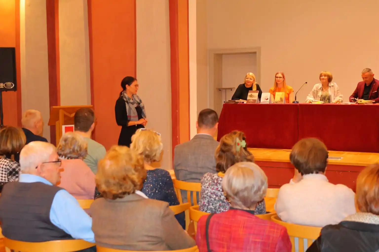 Petrana Sabolek (12) Petrana Sabolek (12)