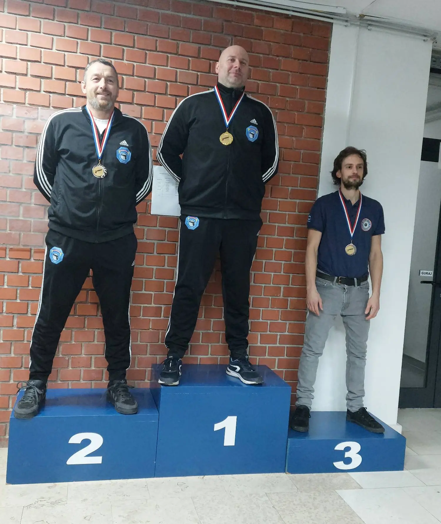 Pištolj – seniori pojedinačno