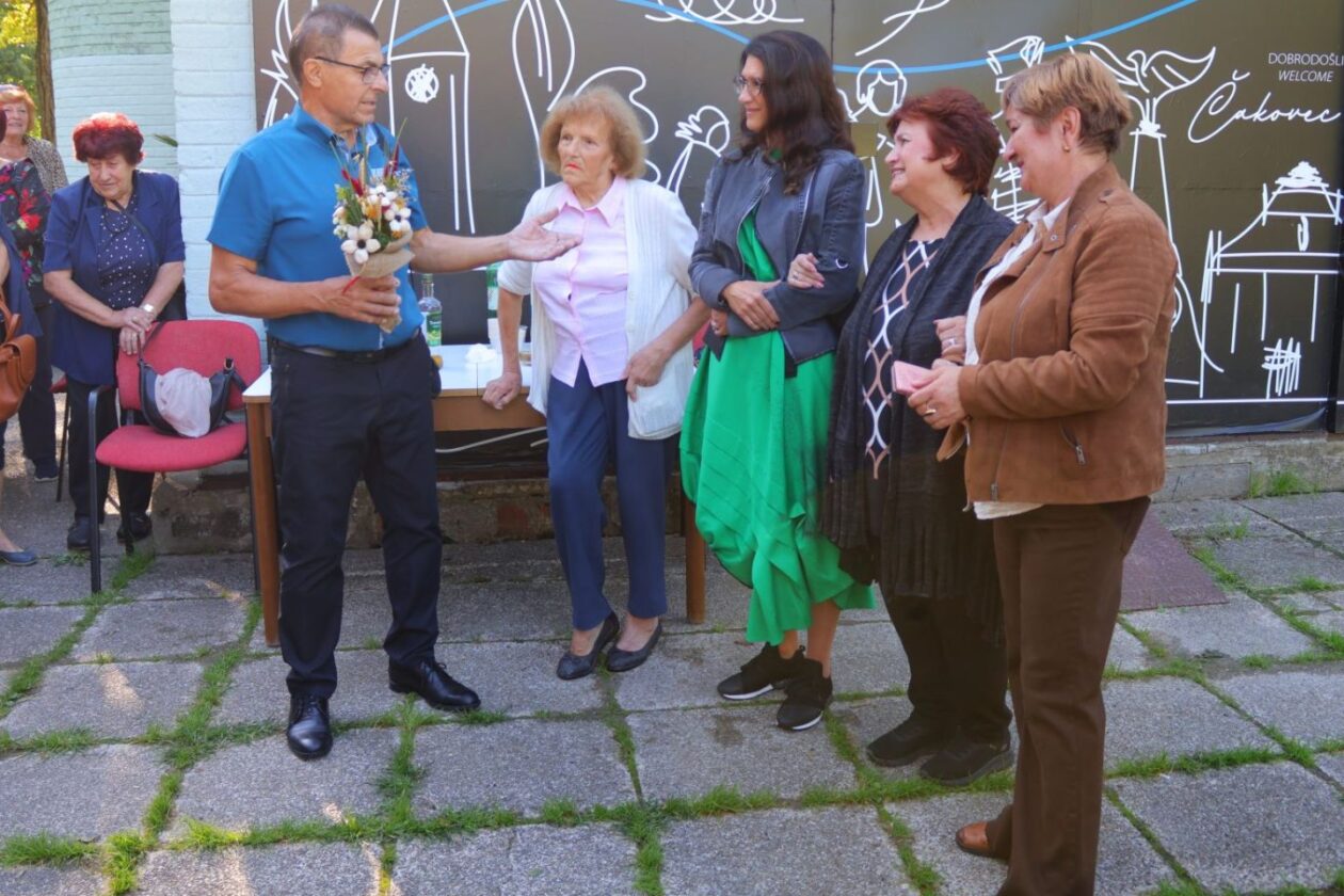 Pjesma i druženje Čakovečki umirovljenici ugostili slovenske kolege (8)