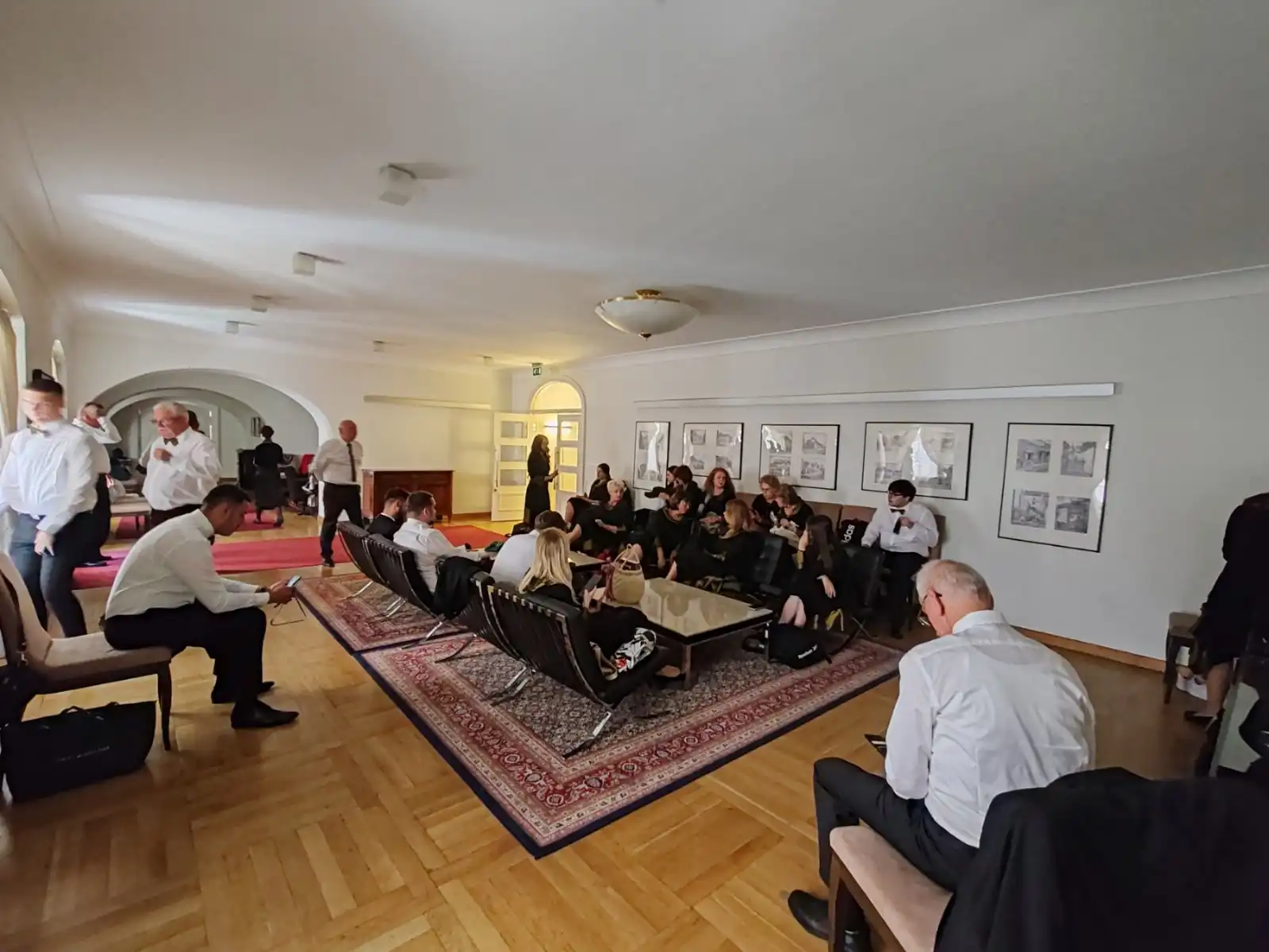 Pjevački zbor ‘Josip Vrhovski’ iz Bratislave s ponosom donosi srebrnu plaketu (8) Pjevački zbor ‘Josip Vrhovski’ iz Bratislave s ponosom donosi srebrnu plaketu (8)